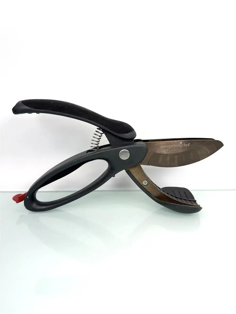Pampered Chef Salad Chopper 2582 Black Stainless Steel Kitchen Shears